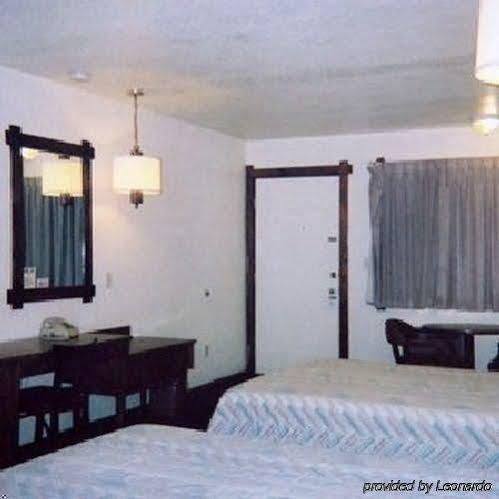 Budget Host Longhorn Motel Byers ภายนอก รูปภาพ