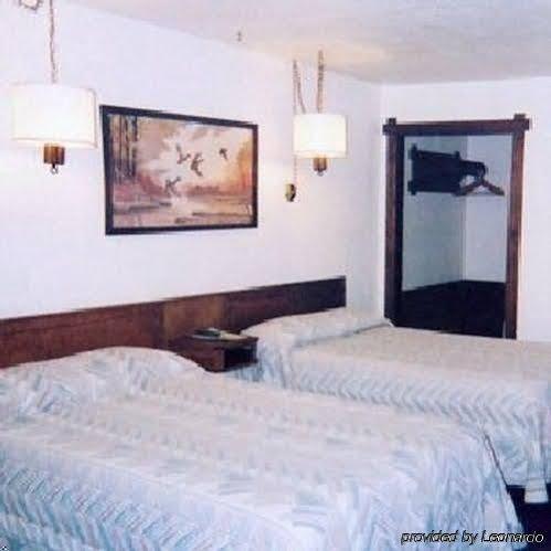 Budget Host Longhorn Motel Byers ภายนอก รูปภาพ